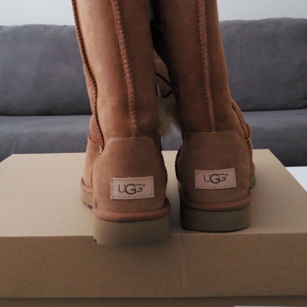 UGG boots bailey button triplet II - Picture 2 of 8